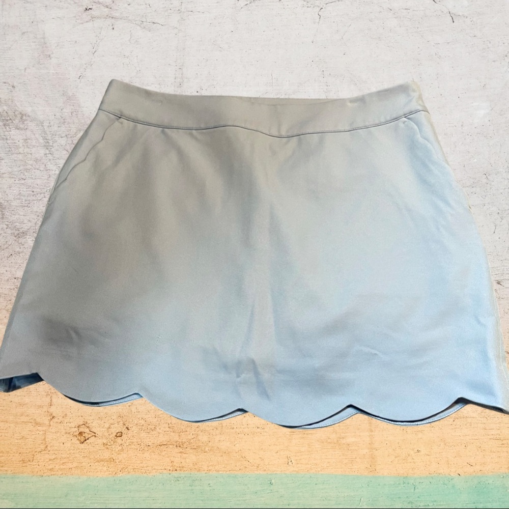 Blue Scalloped Vineyard Vines Skort with Four Pockets
